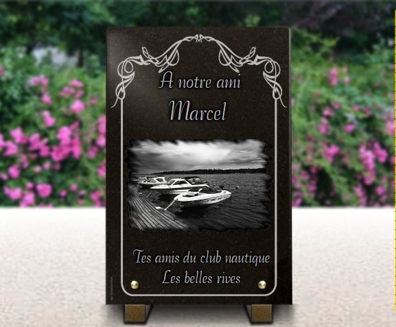 Plaque funeraire Votre plaque tombale sur le thème des bateaux de plaisance.