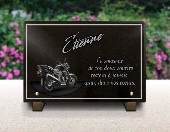 Plaque funeraire Gravure dune moto sur granit