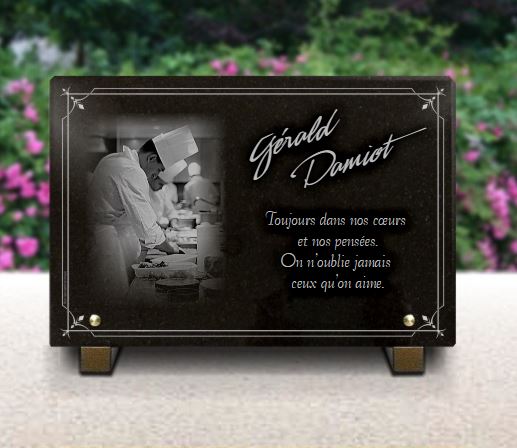 Plaque funeraire Créez une belle plaque funeraire avec gravure chef cuisinier